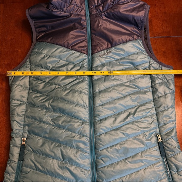 Skhoop Women's Quilted Vest - Teal and Gray - Picture 5 of 7